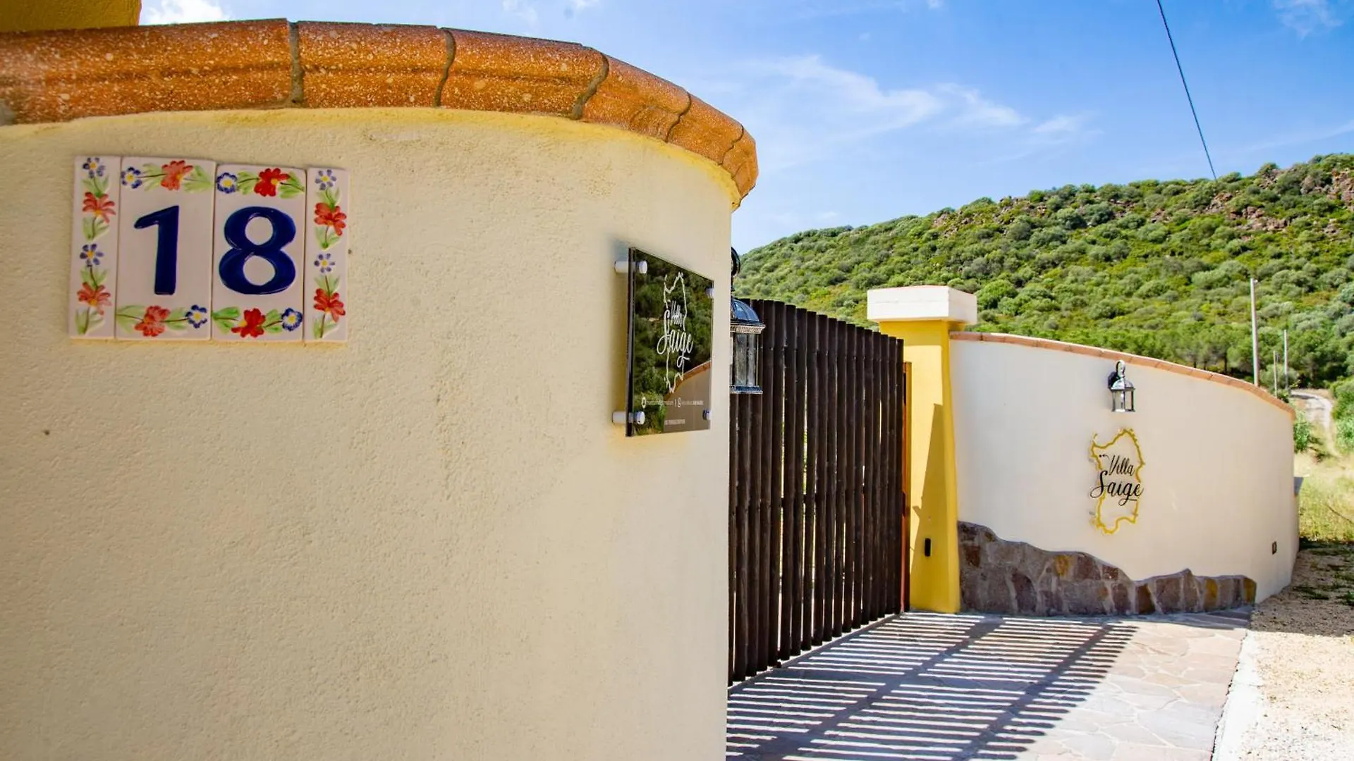 אלגהרו Villa Saige , Piscina Con Idromassaggio 0*,